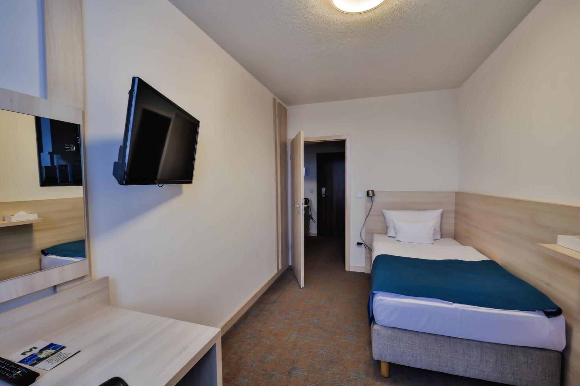 Hotel Metropol Spišská Nová Ves エクステリア 写真