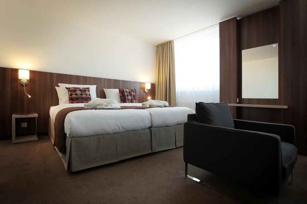 Hotel Metropol Spišská Nová Ves 部屋 写真