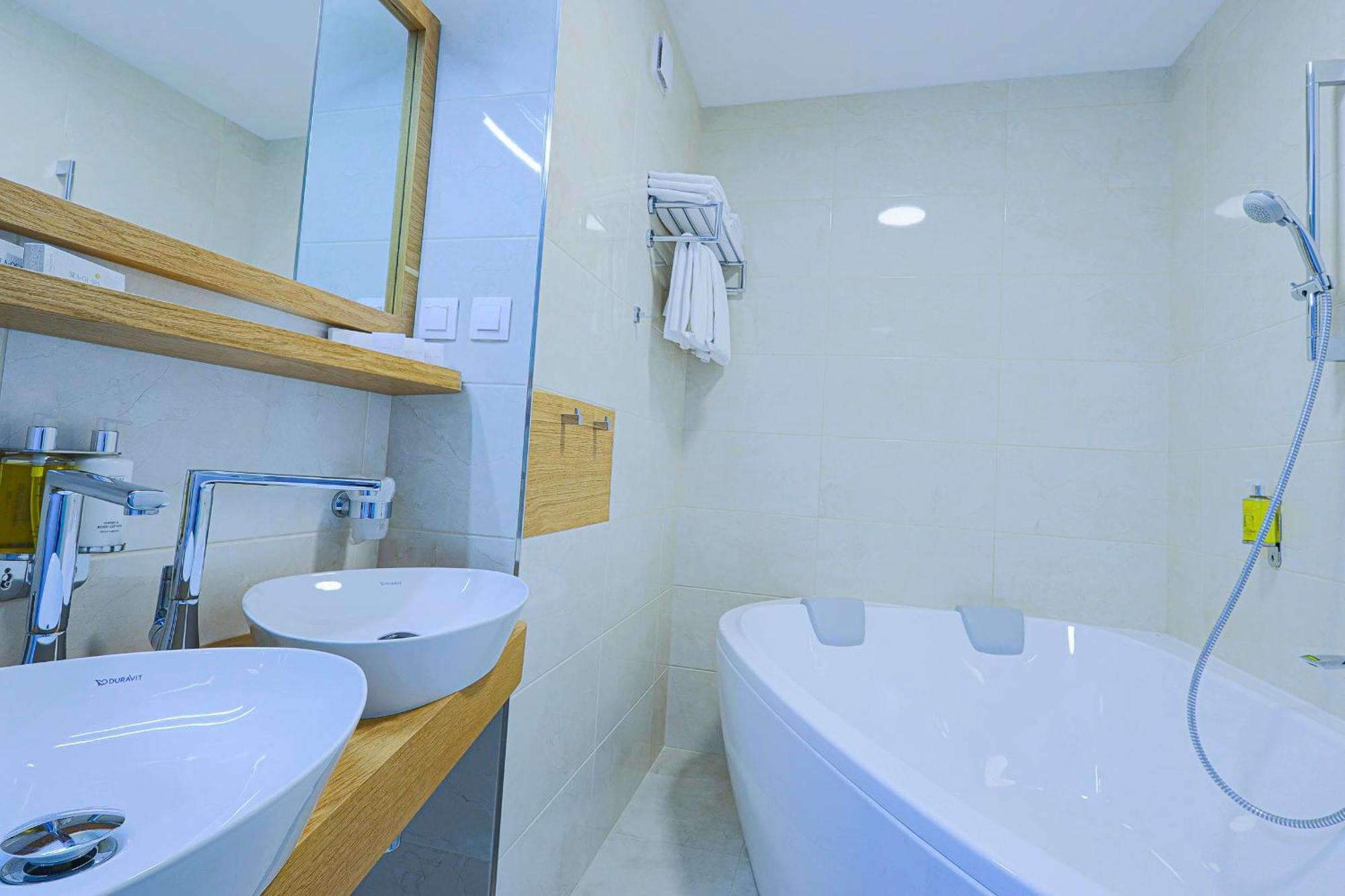 Hotel Metropol Spišská Nová Ves エクステリア 写真