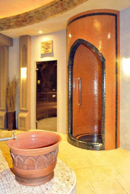 Hotel Metropol Spišská Nová Ves エクステリア 写真