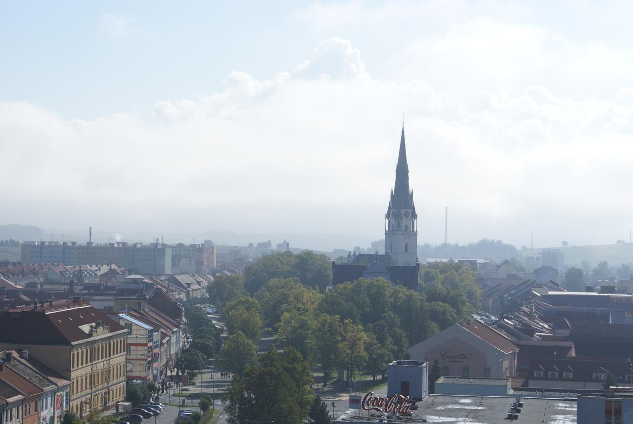 Hotel Metropol Spišská Nová Ves エクステリア 写真